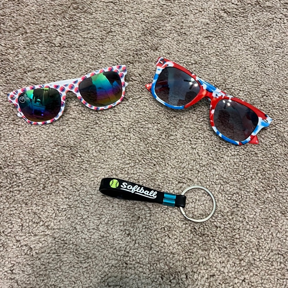 Cool Sunglasses and keychain
